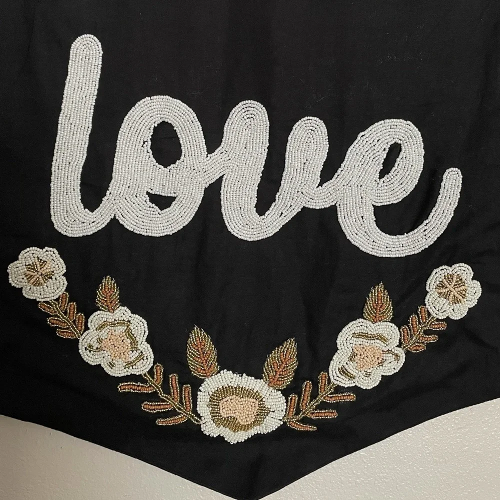 Beaded Wall Hanging Love and Flowers NWT